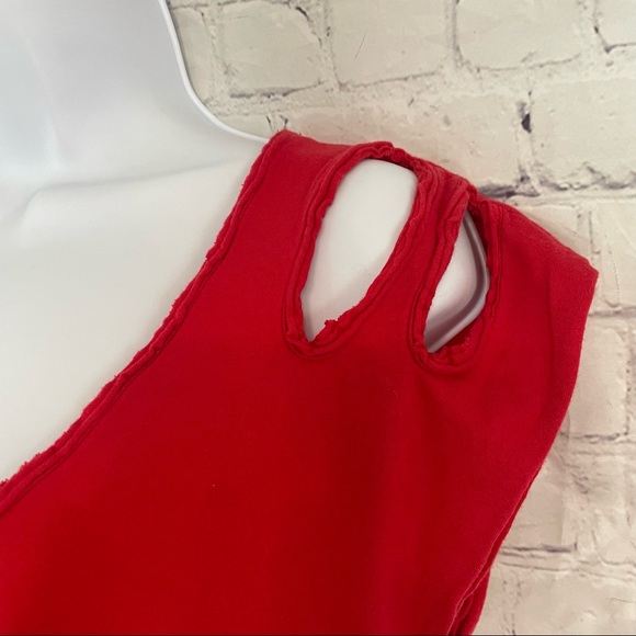 Charlotte Russe Red Top Large - Picture 3 of 8